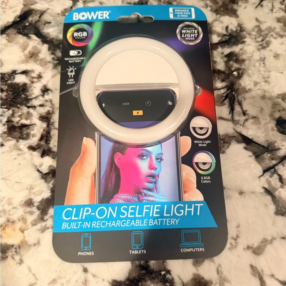 Clip-on LED Selfie Light with Built-in Rechargeable Battery